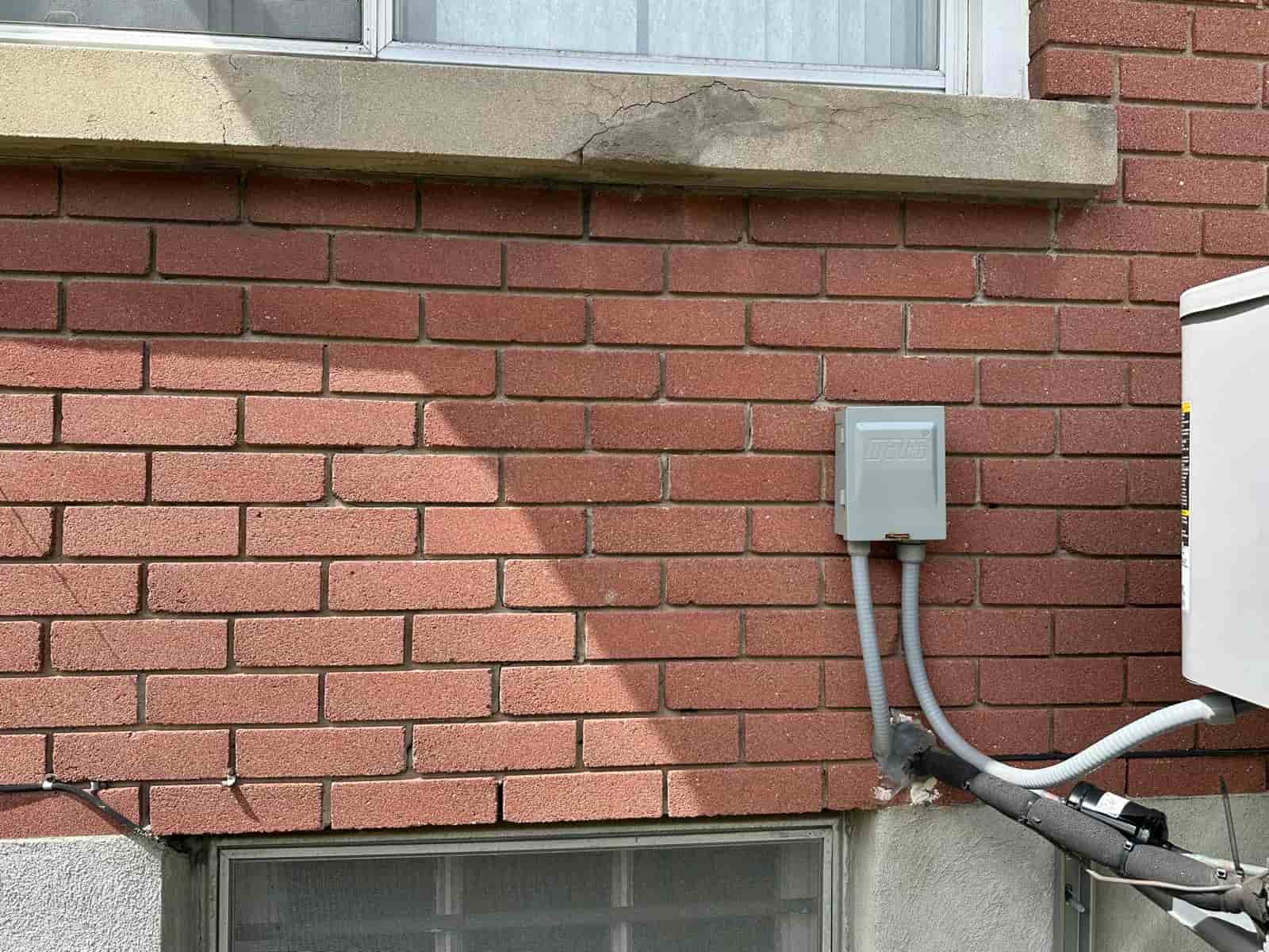 exterior inspection finding Ottawa home